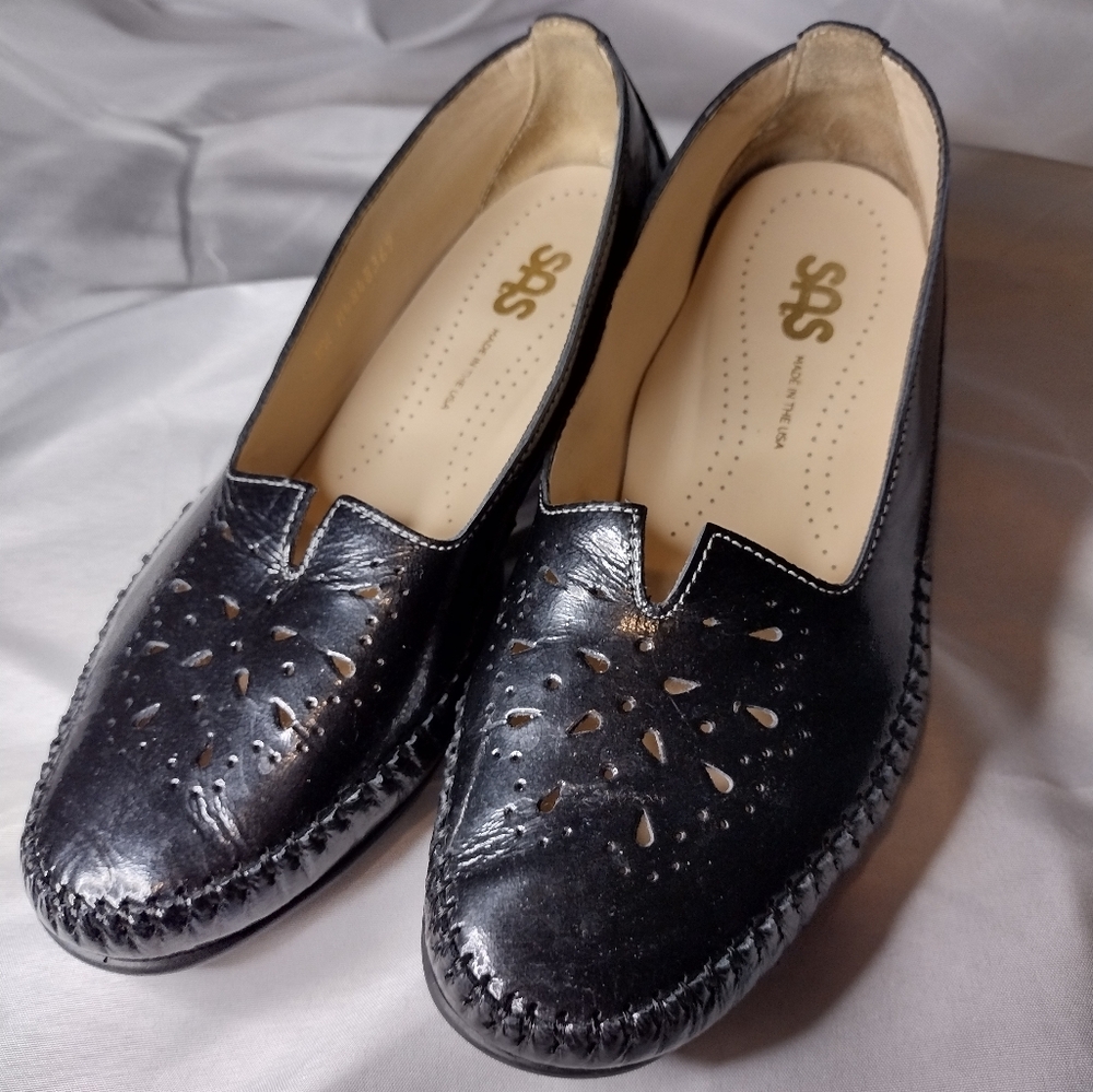 SAS Women's Black Sonya Slip On Heel Pump Leather Size 6WW